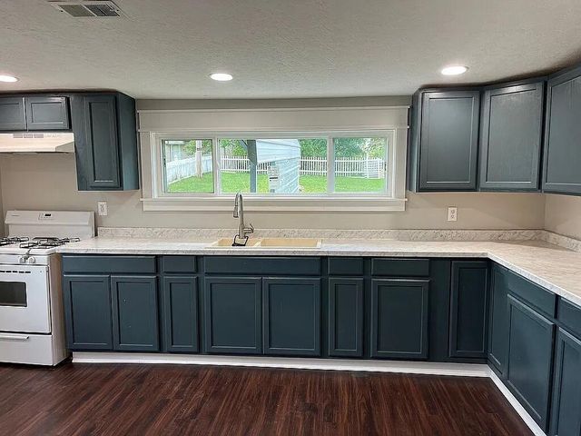 576 Cogar Avenue, Harrodsburg, KY 40330