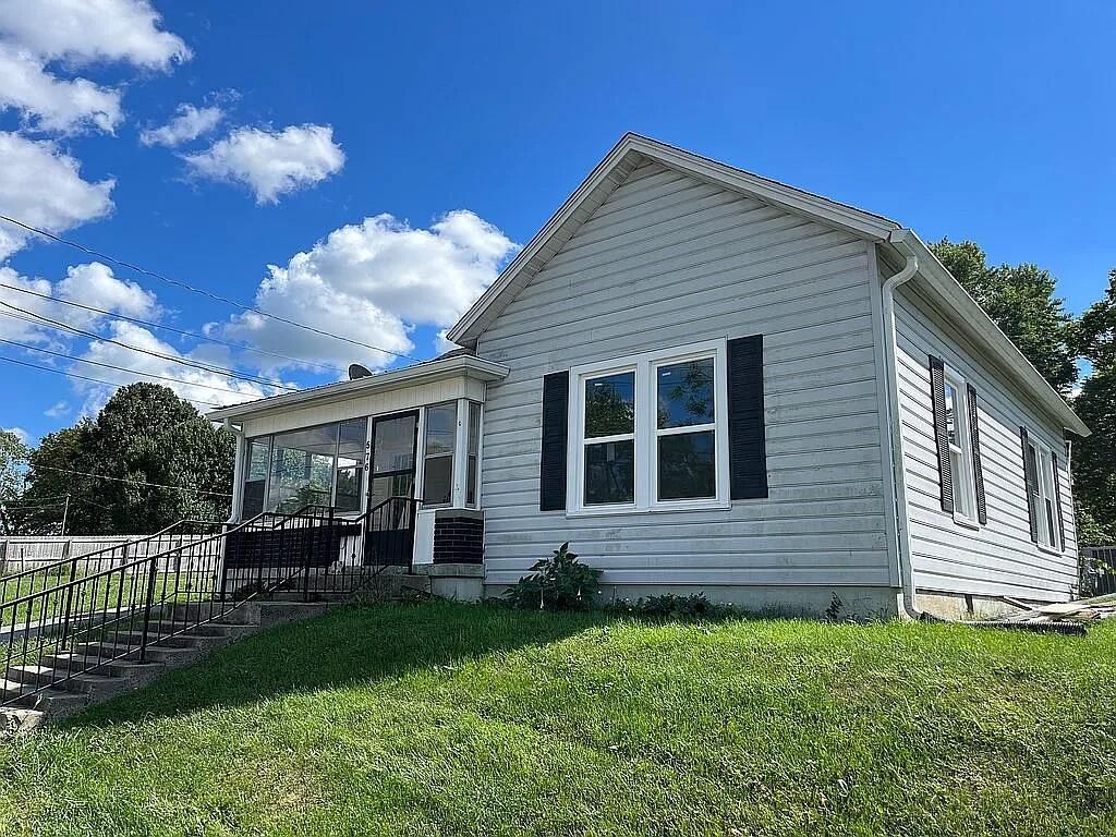 576 Cogar Avenue, Harrodsburg, KY 40330