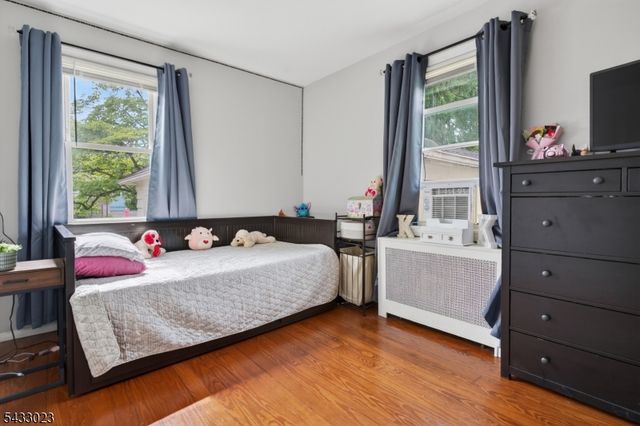 515 Lynda Rd, Lopatcong Twp., NJ 08865
