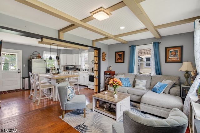 515 Lynda Rd, Lopatcong Twp., NJ 08865
