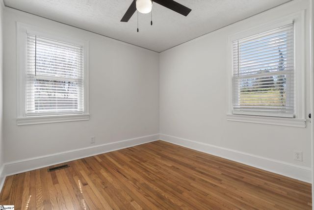 206 Cardinal Drive, Taylors, SC 29687