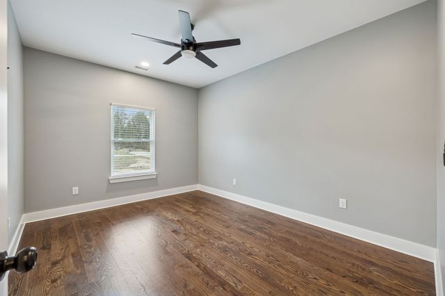 157 Crockett Hills Lane, Ashland City, TN 37015