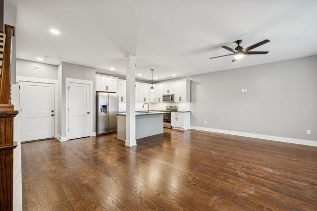 157 Crockett Hills Lane, Ashland City, TN 37015
