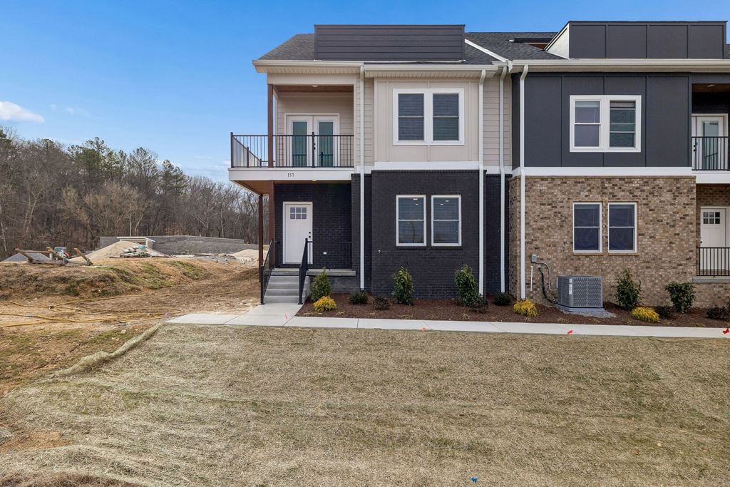 157 Crockett Hills Lane, Ashland City, TN 37015