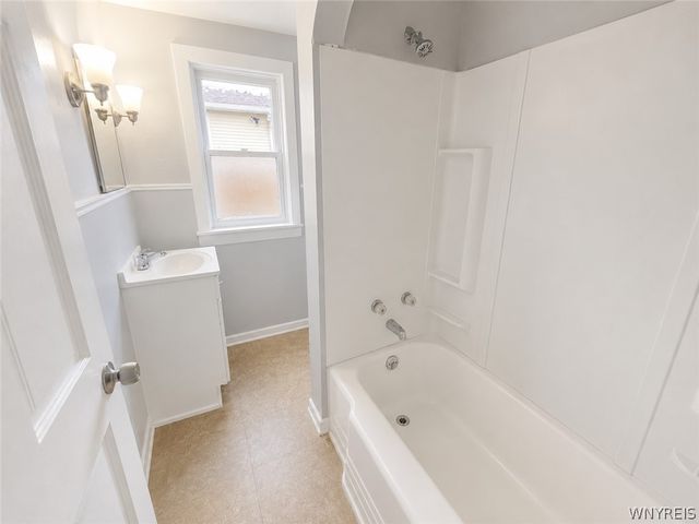 122 Austin Street, Buffalo, NY 14207