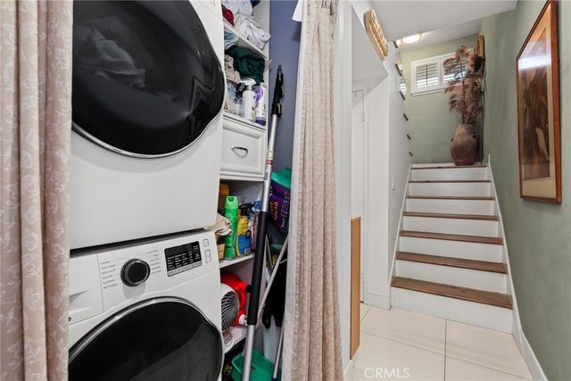 10926 Bluffside Drive 30, Studio City, CA 91604