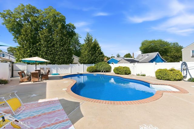 111 Bash Road, Toms River, NJ 08753