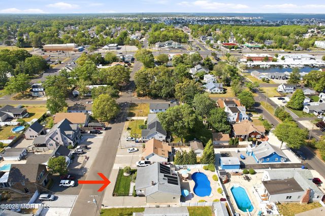 111 Bash Road, Toms River, NJ 08753