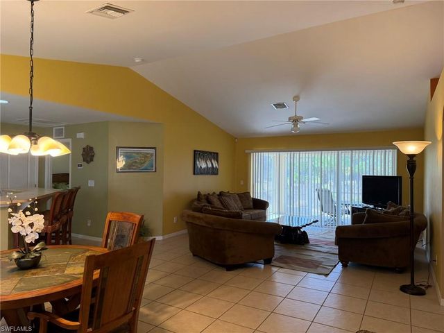 3732 NE 12th PL, Cape Coral, FL 33909
