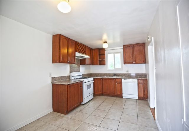 1211 S 10th Avenue, Arcadia, CA 91006