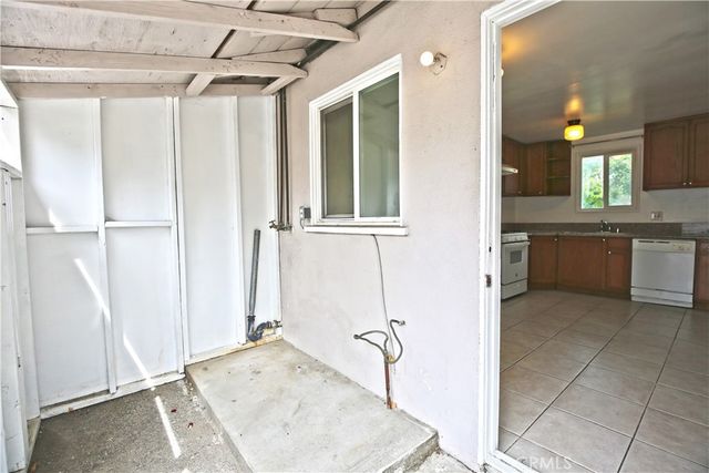 1211 S 10th Avenue, Arcadia, CA 91006