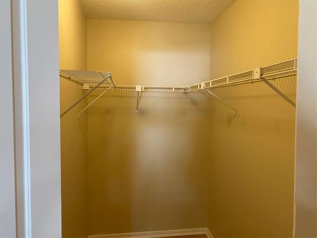 2592 GRASSY POINT DRIVE 200, Lake Mary, FL 32746