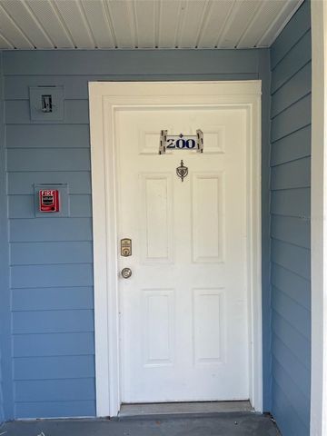 2592 GRASSY POINT DRIVE 200, Lake Mary, FL 32746