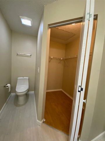 2592 GRASSY POINT DRIVE 200, Lake Mary, FL 32746