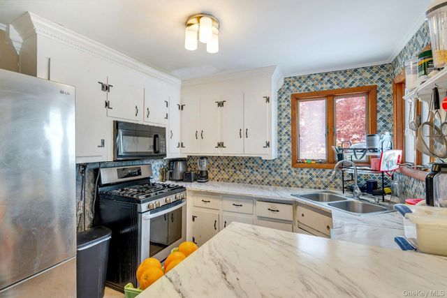 32 Stackyard Drive, Mastic Beach, NY 11951