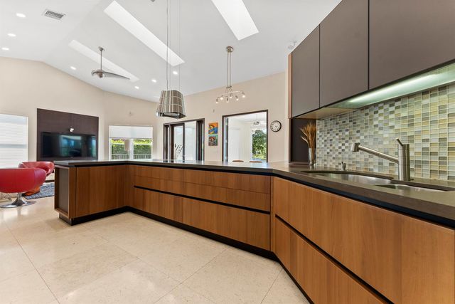 2245 SW 16th Place, Boca Raton, FL 33486