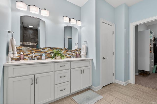 14810 Old Timber Pass, Fort Wayne, IN 46845