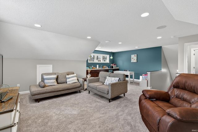 14810 Old Timber Pass, Fort Wayne, IN 46845