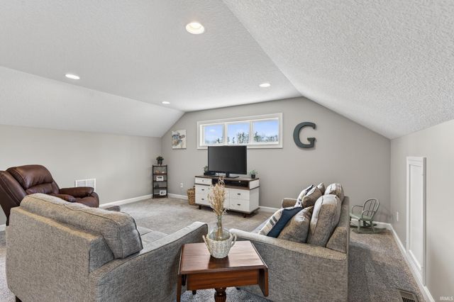14810 Old Timber Pass, Fort Wayne, IN 46845