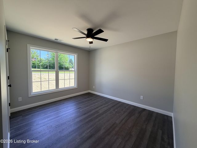 1460 Tucker Dr, Bardstown, KY 40004
