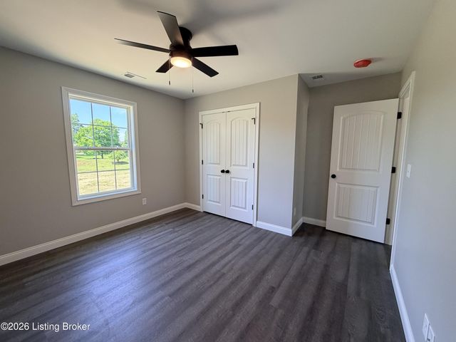 1460 Tucker Dr, Bardstown, KY 40004