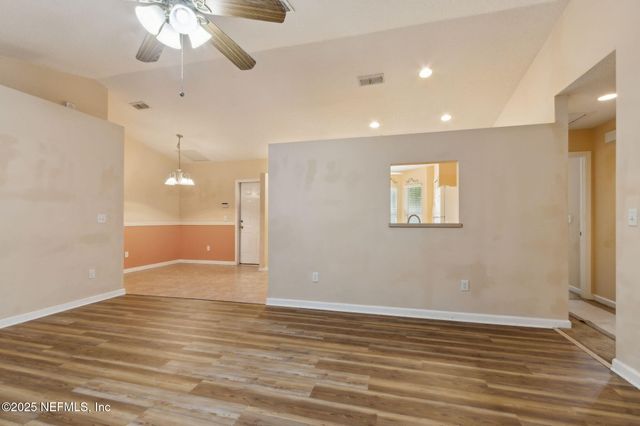 1316 BONAVENTURE Avenue, Green Cove Springs, FL 32043