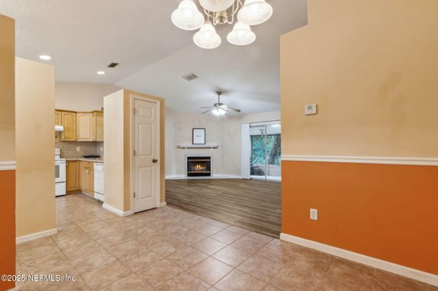1316 BONAVENTURE Avenue, Green Cove Springs, FL 32043