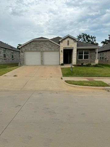 2533 Creekbend Lane, Denton, TX 76208