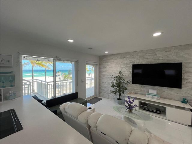 310 S Broadwalk 3b, Hollywood, FL 33019