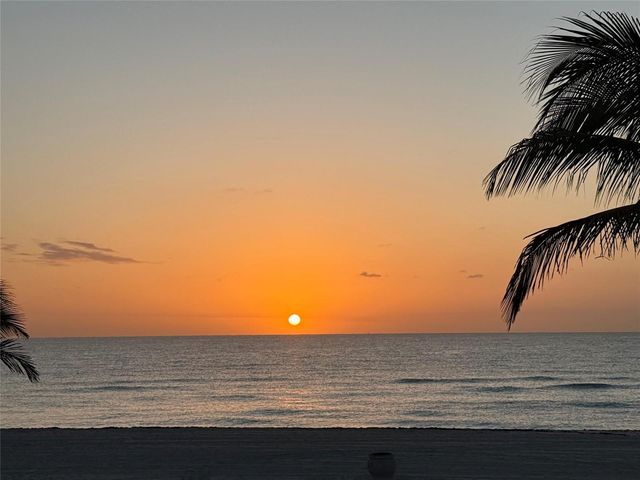 310 S Broadwalk 3b, Hollywood, FL 33019