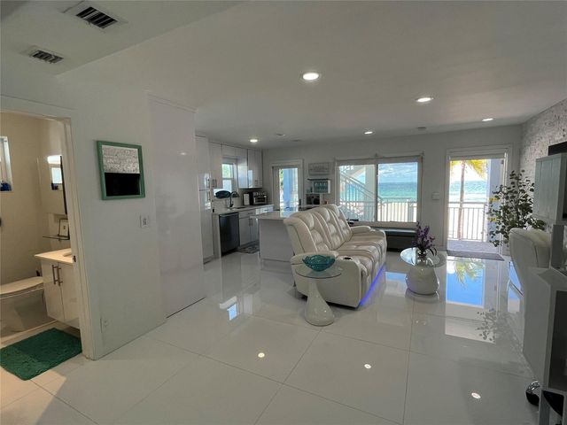 310 S Broadwalk 3b, Hollywood, FL 33019