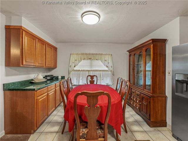 118 Maroney Lane, Belle, WV 25015