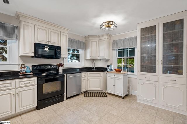 2615 E North Avenue, Anderson, SC 29625