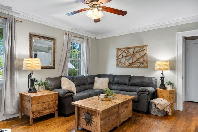 2615 E North Avenue, Anderson, SC 29625