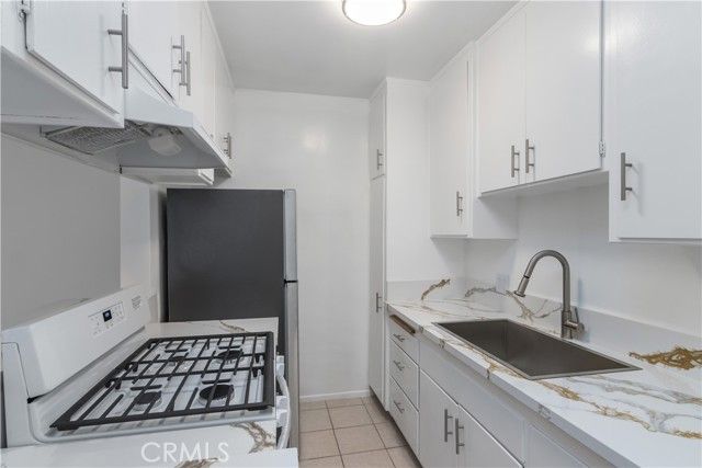 4065 Mclaughlin Avenue 8, Los Angeles, CA 90066