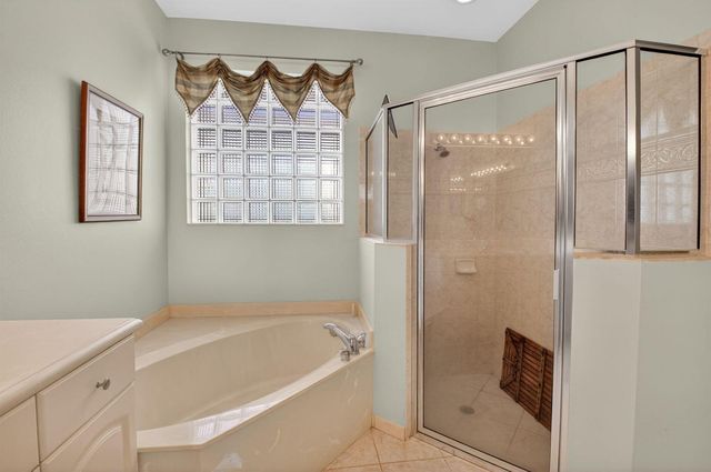 9571 Isles Cay Drive, Delray Beach, FL 33446