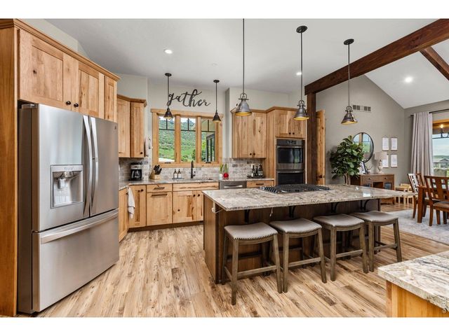 4033 Backbone Dr, Loveland, CO 80538