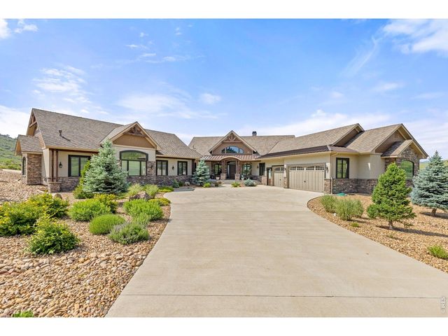 4033 Backbone Dr, Loveland, CO 80538