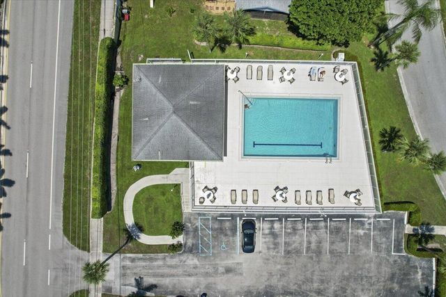 102 Doe Trail, Jupiter, FL 33458