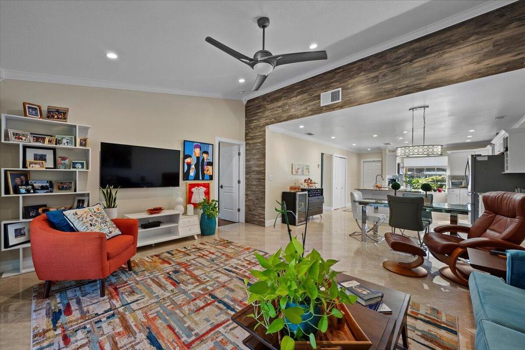 102 Doe Trail, Jupiter, FL 33458