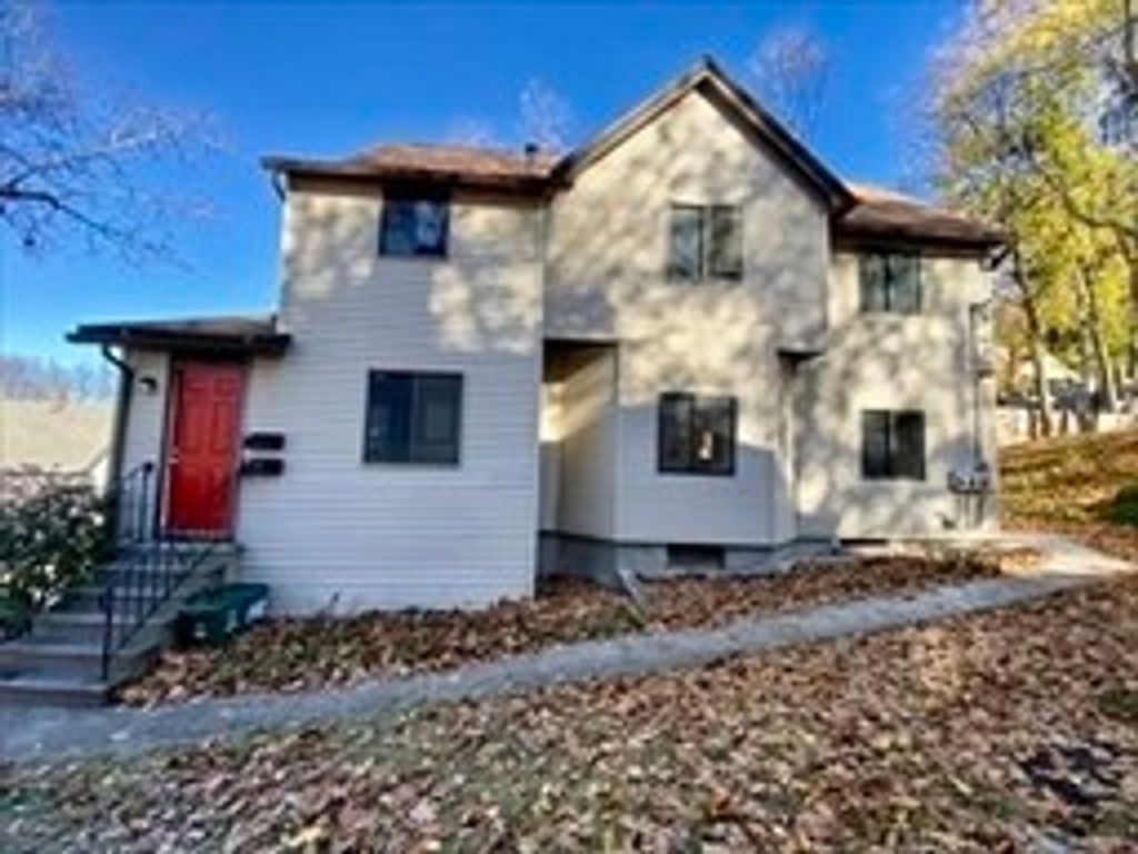 58 Windsor St 2, Worcester, MA 01605