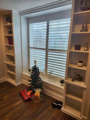 2675 Marilee Lane Lane, Houston, TX 77057