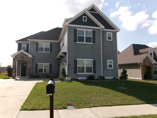 225 Puent, Dothan, AL 36301