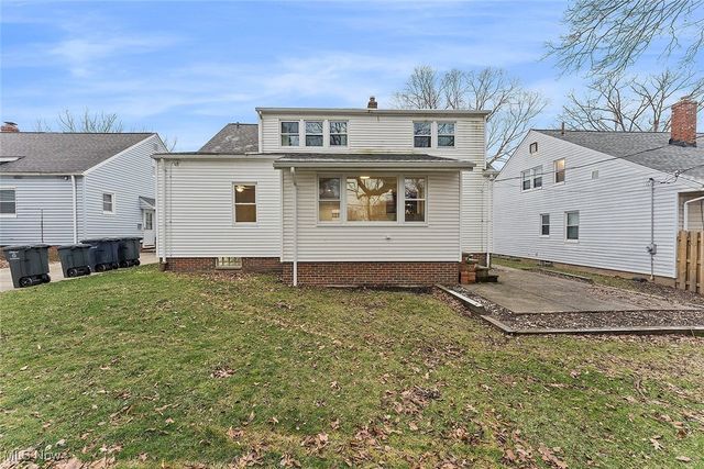 23815 Woodway Road, Beachwood, OH 44122