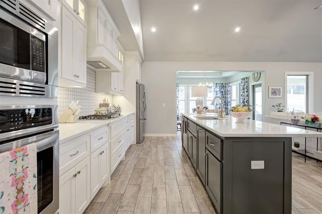 19104 Windy Way Road, Edmond, OK 73012