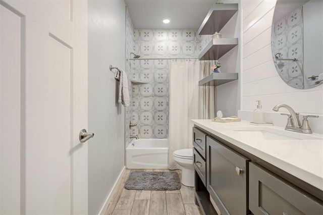19104 Windy Way Road, Edmond, OK 73012