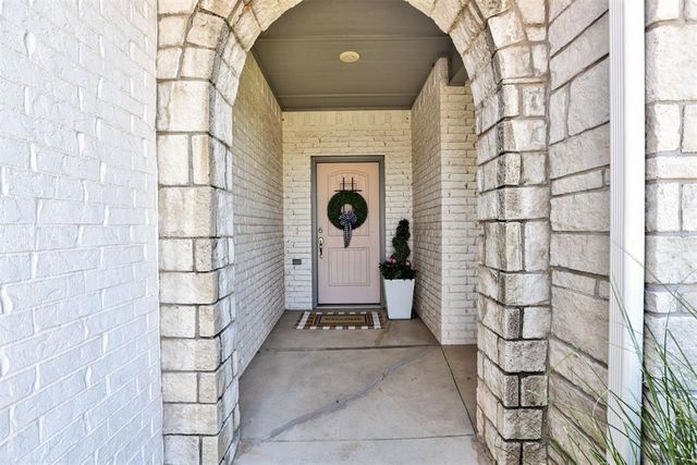 19104 Windy Way Road, Edmond, OK 73012