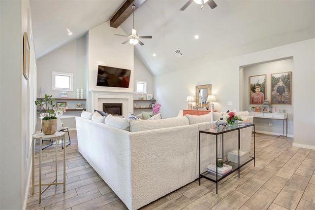 19104 Windy Way Road, Edmond, OK 73012