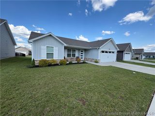 1215 Blackstone Trail, Jeffersonville, IN 47130