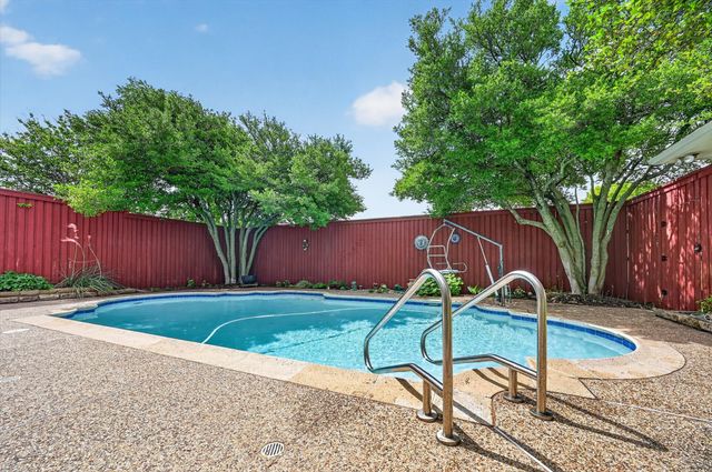 1200 Sandy Creek Drive, Allen, TX 75002